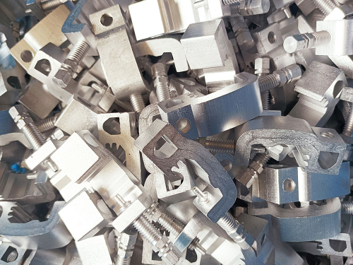 Mechanical lugs