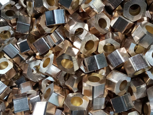 Mechanical lugs
